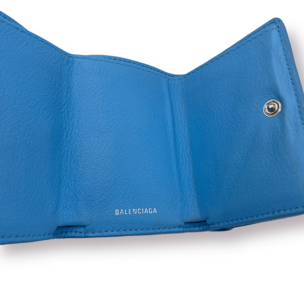Balenciaga Mini Geldbeutel aus Kalbsleder babyblau - 9ine Life GmbH