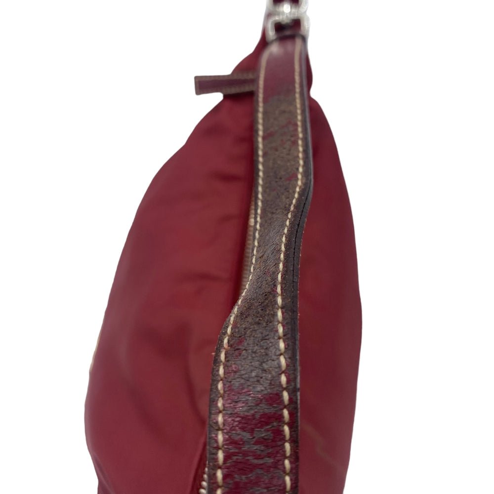 Prada Handtasche aus Nylon bordeauxrot - 9ine Life GmbH